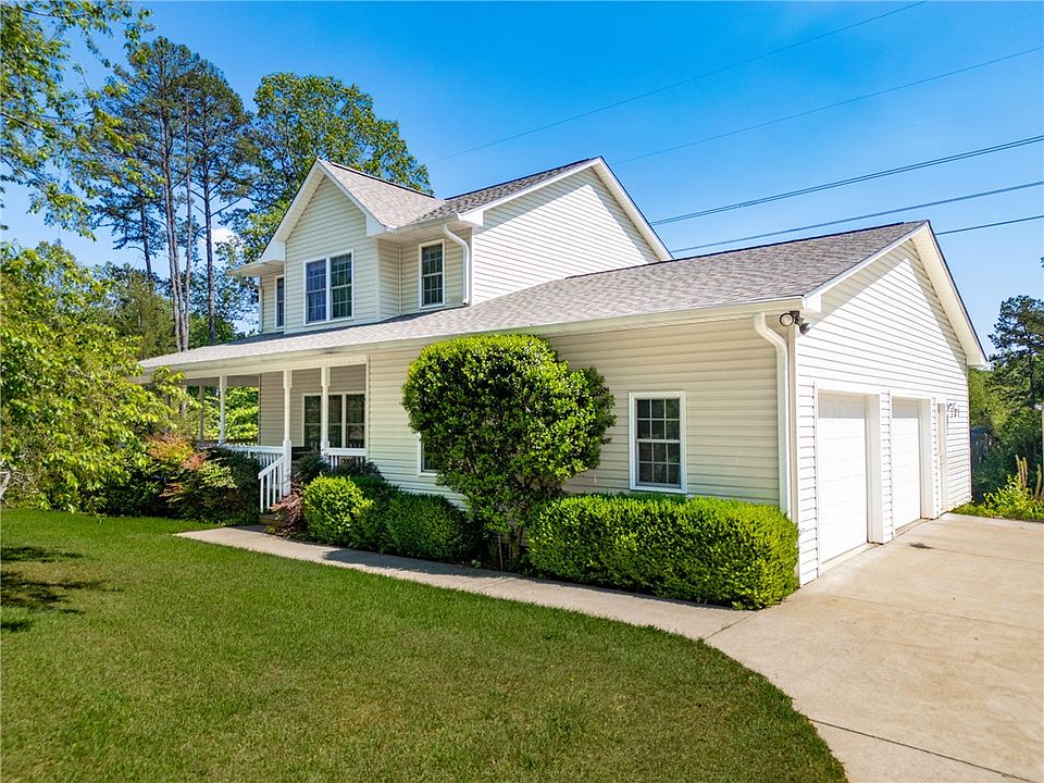 1st image of 13009 Danube Cir