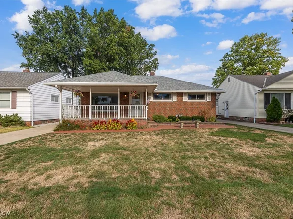 29519 Woodway Dr, Wickliffe, OH 44092