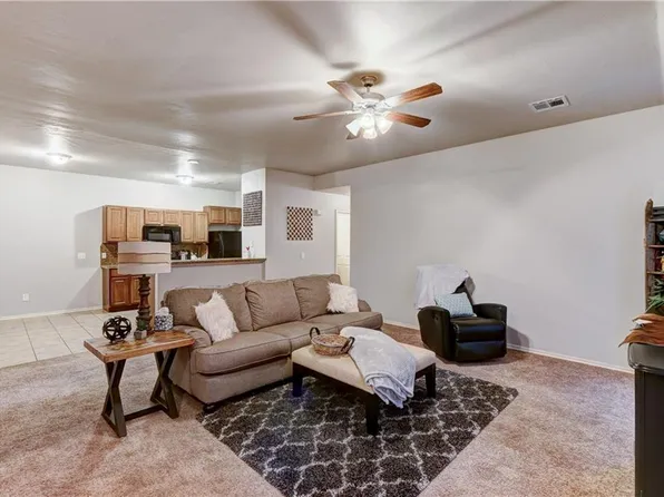 9703 SW 16th St, Oklahoma City, OK 73128