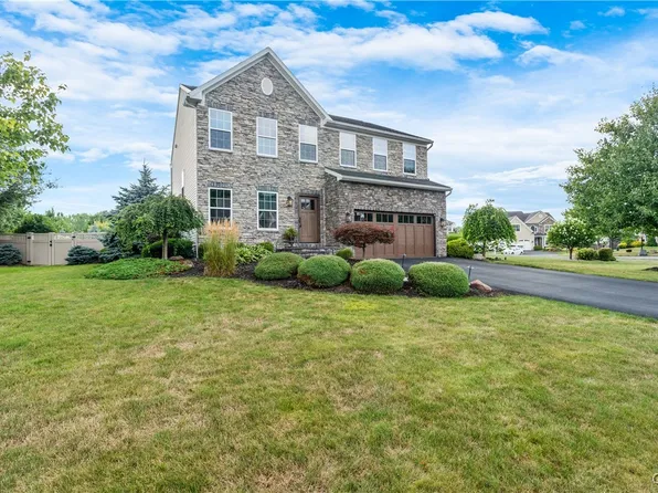 107 Norbert Pl, Minoa, NY 13116