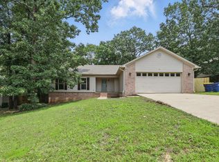 19 Twin Lakes Dr, Cabot, AR 72023