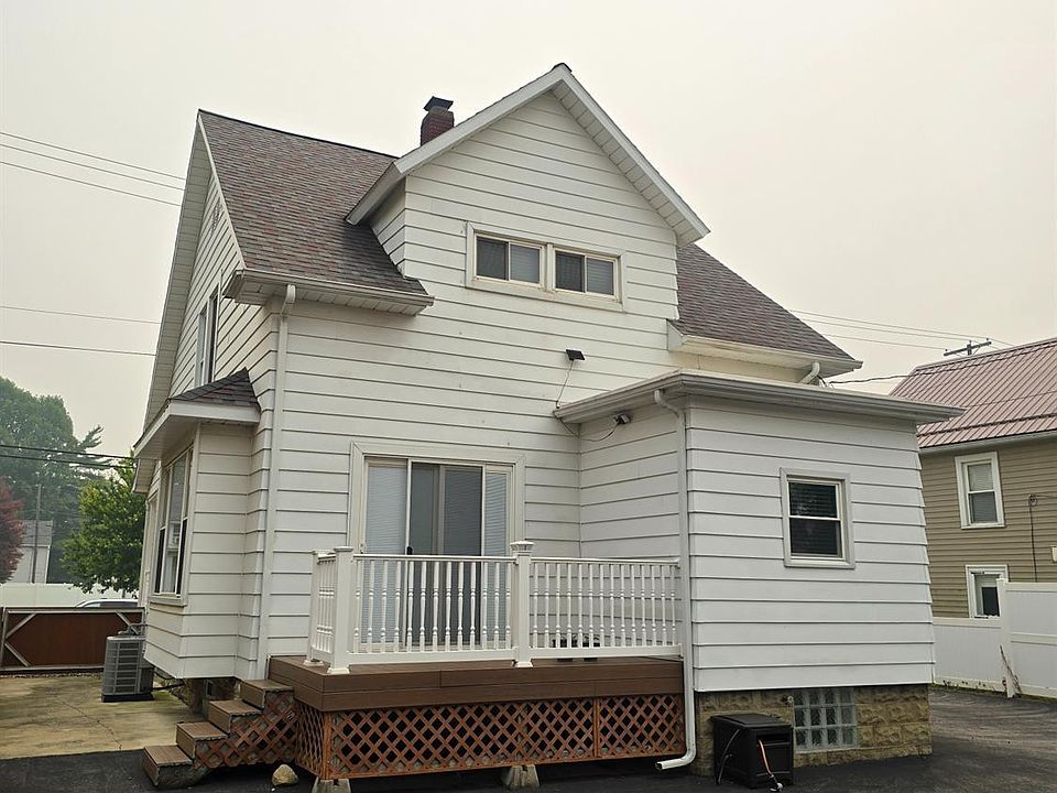 2nd image of 128 N Wilson Ave