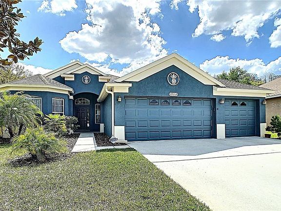 3rd image of 19152 Sunset Bay Dr