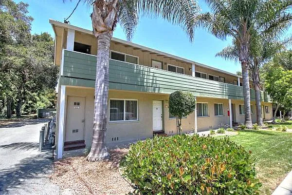 858 Coleman Ave #F