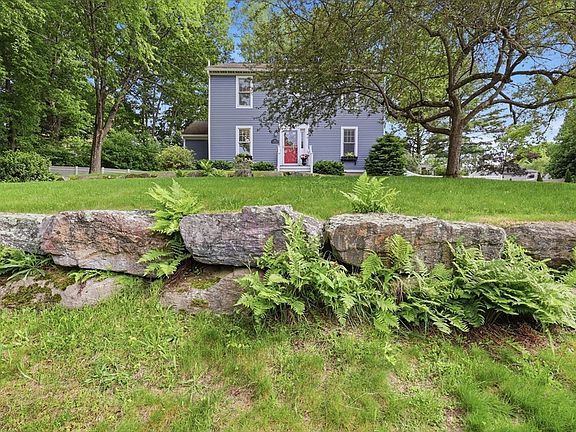 2nd image of 28 Modoc St