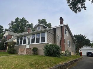 605 Fairhill St, Willow Grove, PA 19090