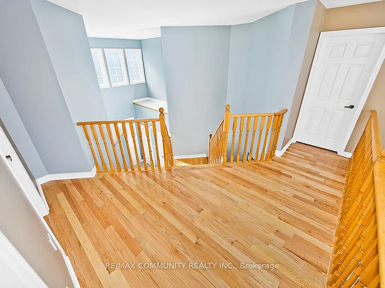48 Riverwalk Pl — Photo 16