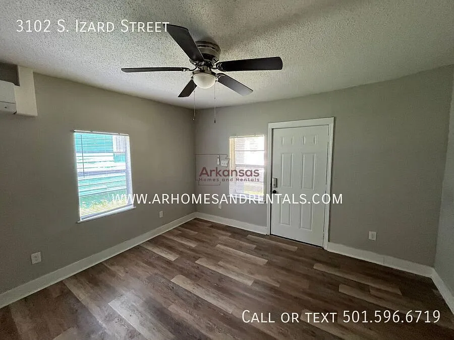 3102 S. Izard Street | 3 Bedrooms | 1 Full Bathroom ~ 1/2 Off First Month's Rent — Photo 2