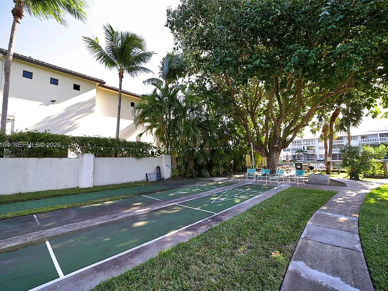 541 Blue Heron Dr #205 — Photo 36