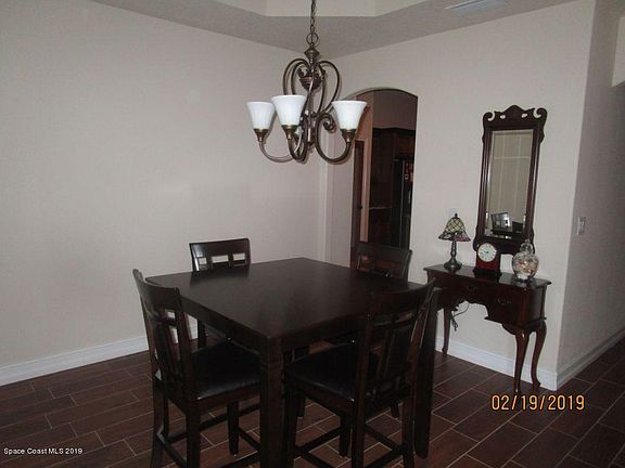 4th image of 2702 Ivory Way