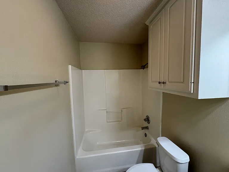 511 N Clinton Ave #A — Photo 15