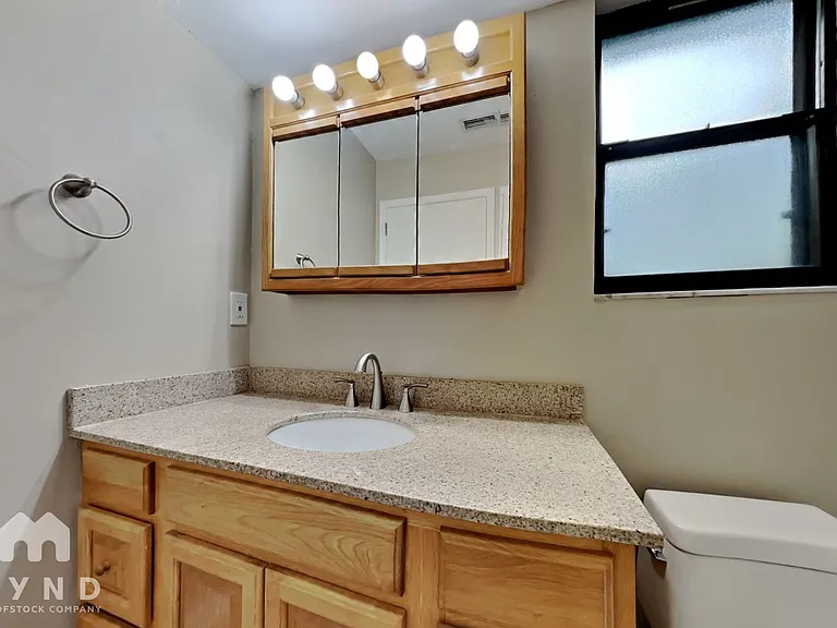 3315 Blackfoot Trl S — Photo 16