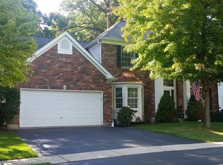 1040 Potomac Ct, Grayslake, IL 60030