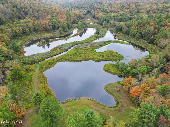 327 Chester Rd, Becket, MA 01223