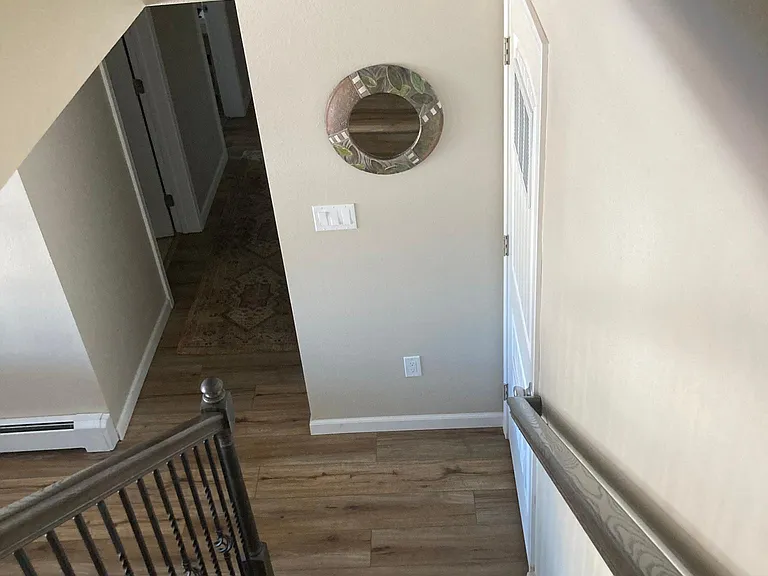 624 Crown Ridge Dr #B — Photo 4