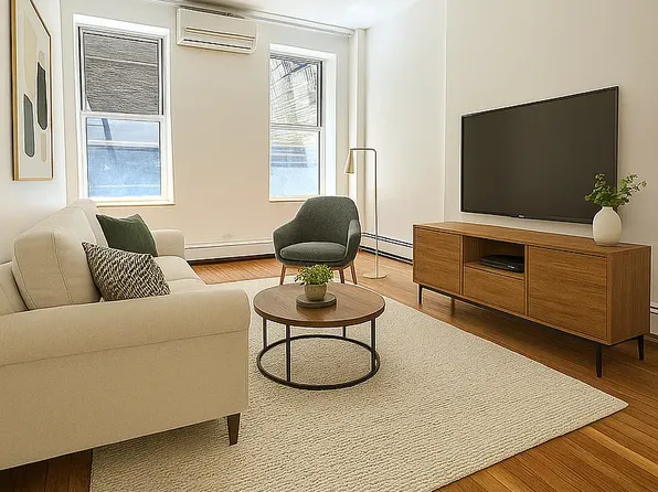60 W 45th St APT 3R, New York, NY 10036