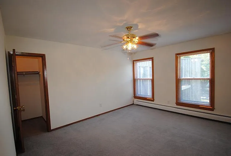 2324 E Old Shakopee Rd — Photo 5