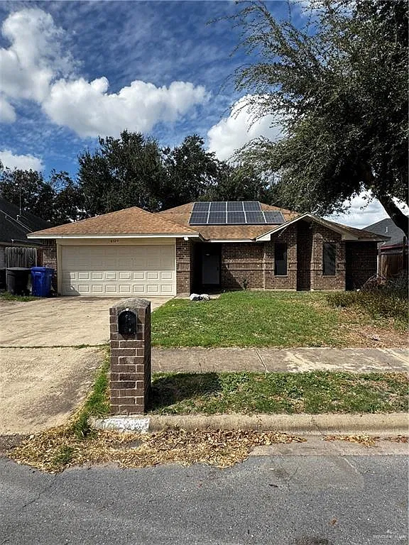 3 bed, 2.0 bath, 1464 sqft, $1,800 — Photo 1
