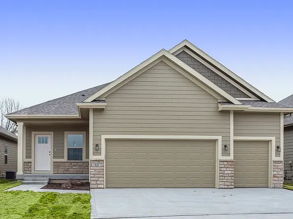 1630 Glade Dr SW, Altoona, IA 50009