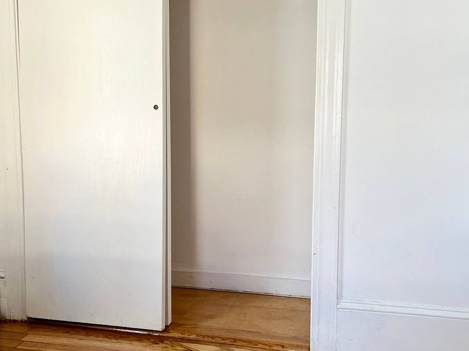 2nd image of 33 Franklin Ave #1
