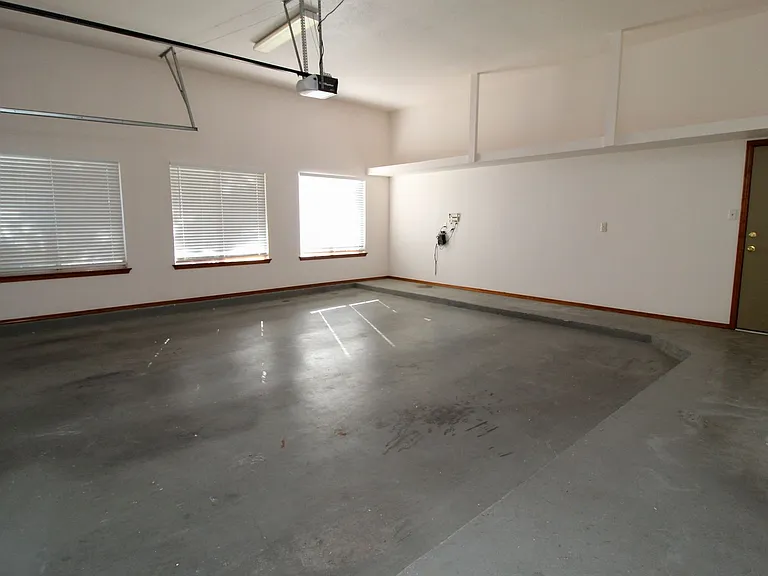 2081 Paseo Del Prado Dr — Photo 15