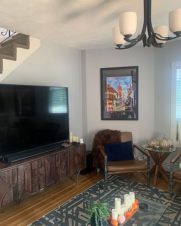 2 floor living room