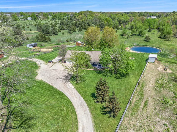 2269 W Liberty Rd, Clarklake, MI 49234