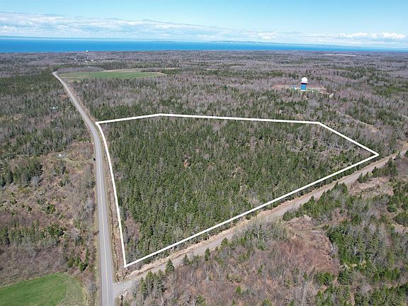 4th image of Stronach Mountain Rd