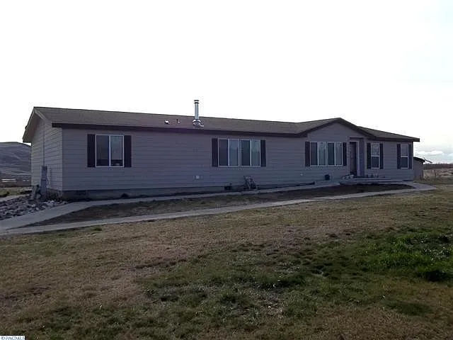27109 W Kelly Rd photo 1