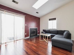95 Hawthorne Ct NE #95, Washington, DC 20017