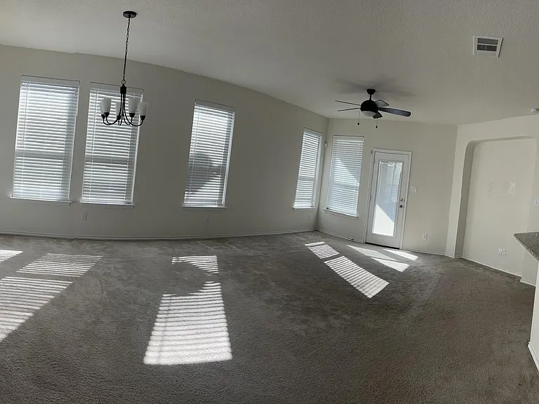 405 Kaden Prince Dr — Photo 5