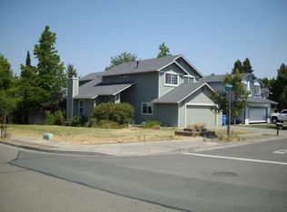 1011 Crystal Bay Ct, Ukiah, CA 95482