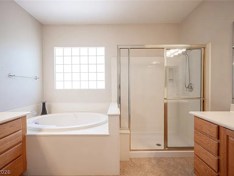 10474 Howling Coyote Ave — Photo 54