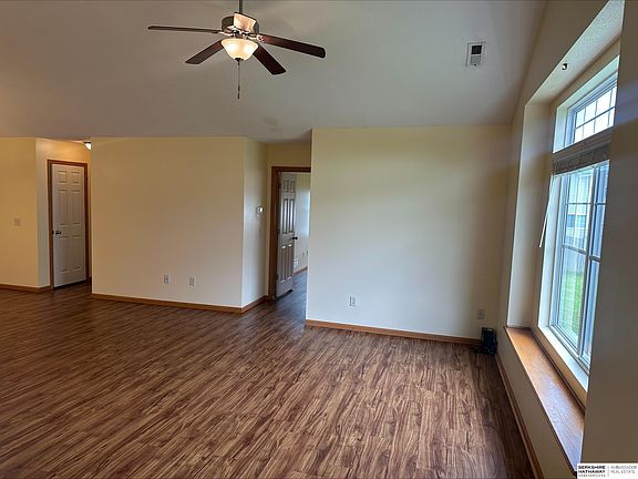 2nd image of 9037 Leighton Ave