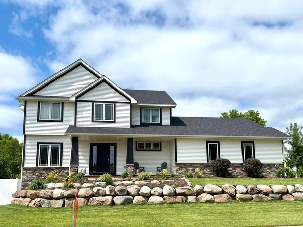 2130 Erie Dr, Northfield, MN 55057