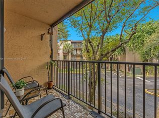 Kendale Lakes, Miami, FL 33186