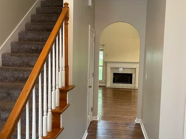 244 Cambrian Ridge Trl, Pelham, AL 35124