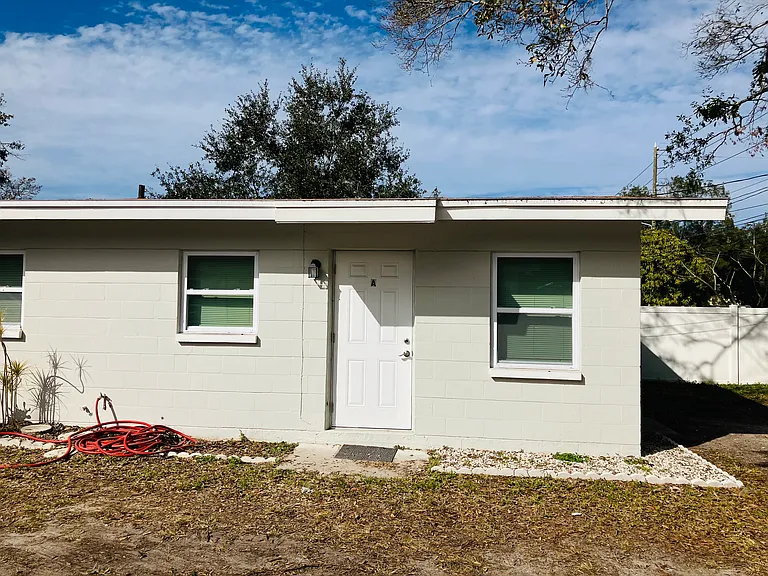15564 Avalon Ave #A — Photo 2