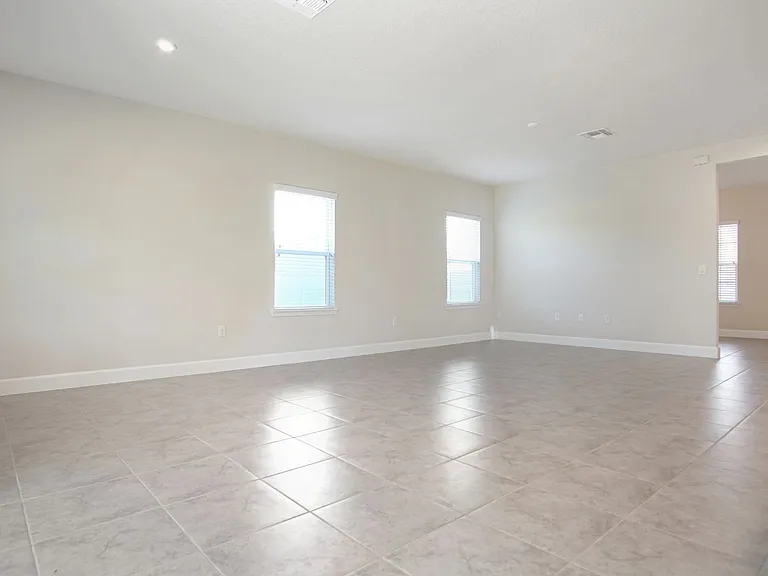 1419 Eucalyptus Way — Photo 15