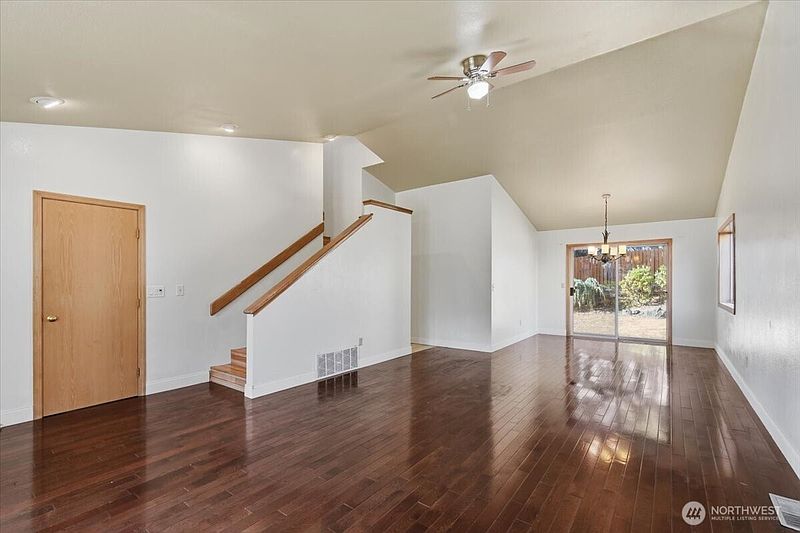 5th image of 14016 SE 156th Court