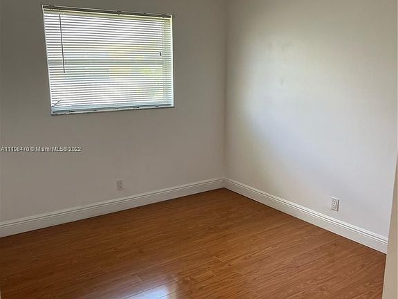 3rd image of 5180 NE 6th Ave APT 624
