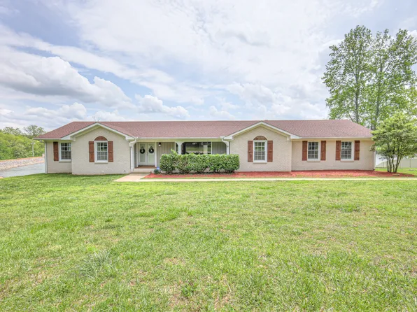 411 Willow Lake Dr, Portland, TN 37148