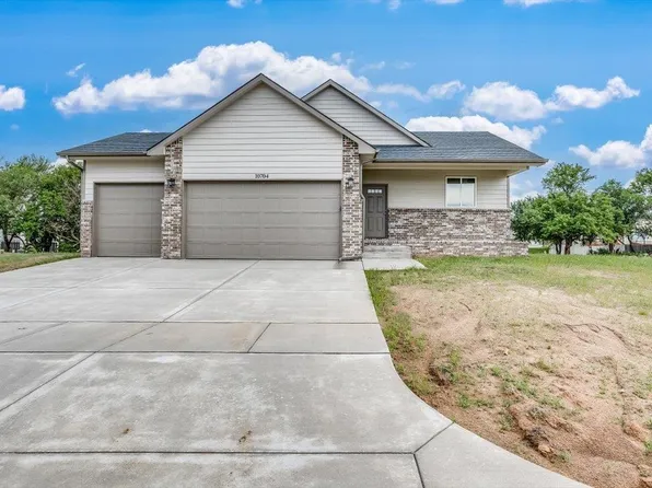 10704 W Graber St, Wichita, KS 67215