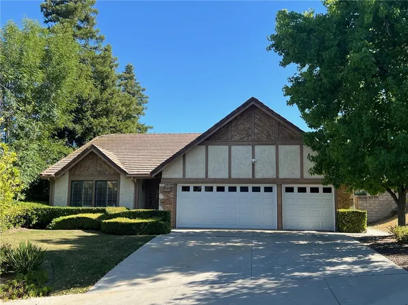 23684 Arminta St, Canoga Park, CA 91304