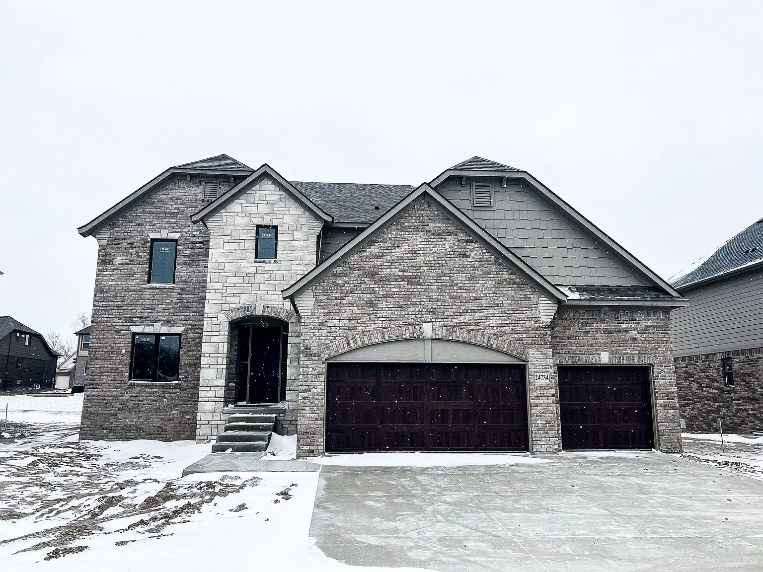 24734 Brookshire Dr photo 1