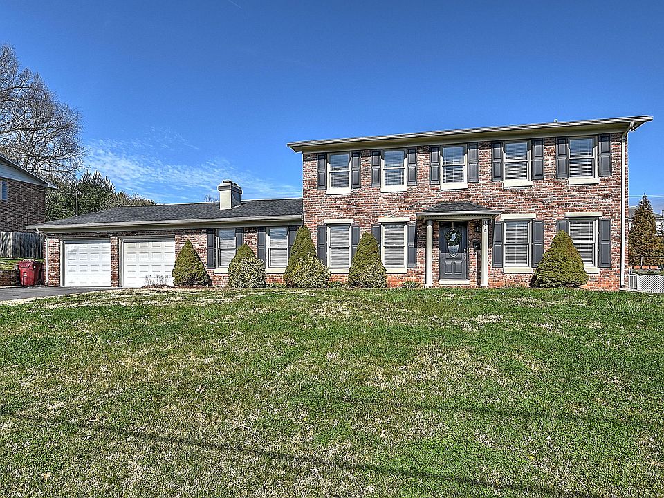 1st image of 610 Hollyhill Rd