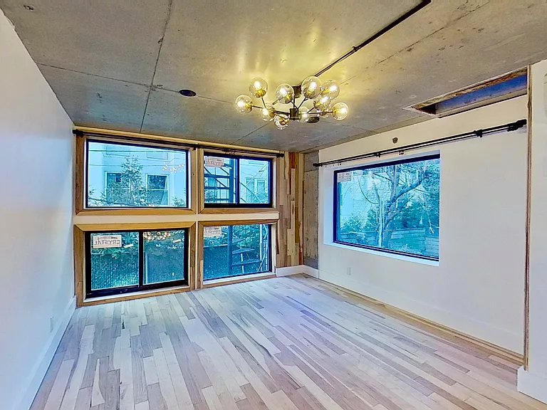 27 Montrose Ave #11 — Photo 21