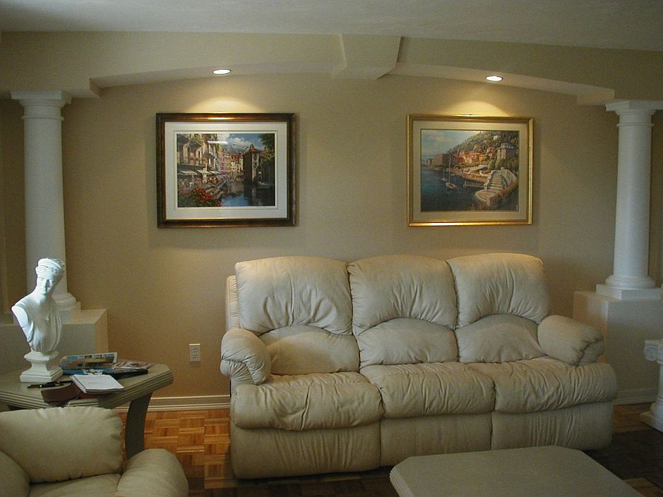 2nd image of 19 Hillsdale Rd