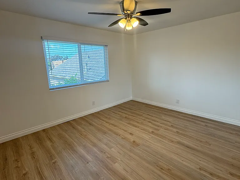 4030 Front St #11 — Photo 6