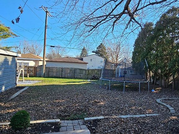 3rd image of 3348 North Dr